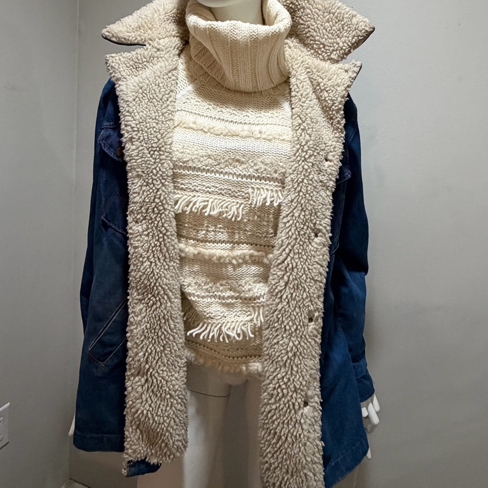 Vintage Sherpa Lined Denim jacket w/
Indian Head Native American western 90’s - Picture 16 of 16